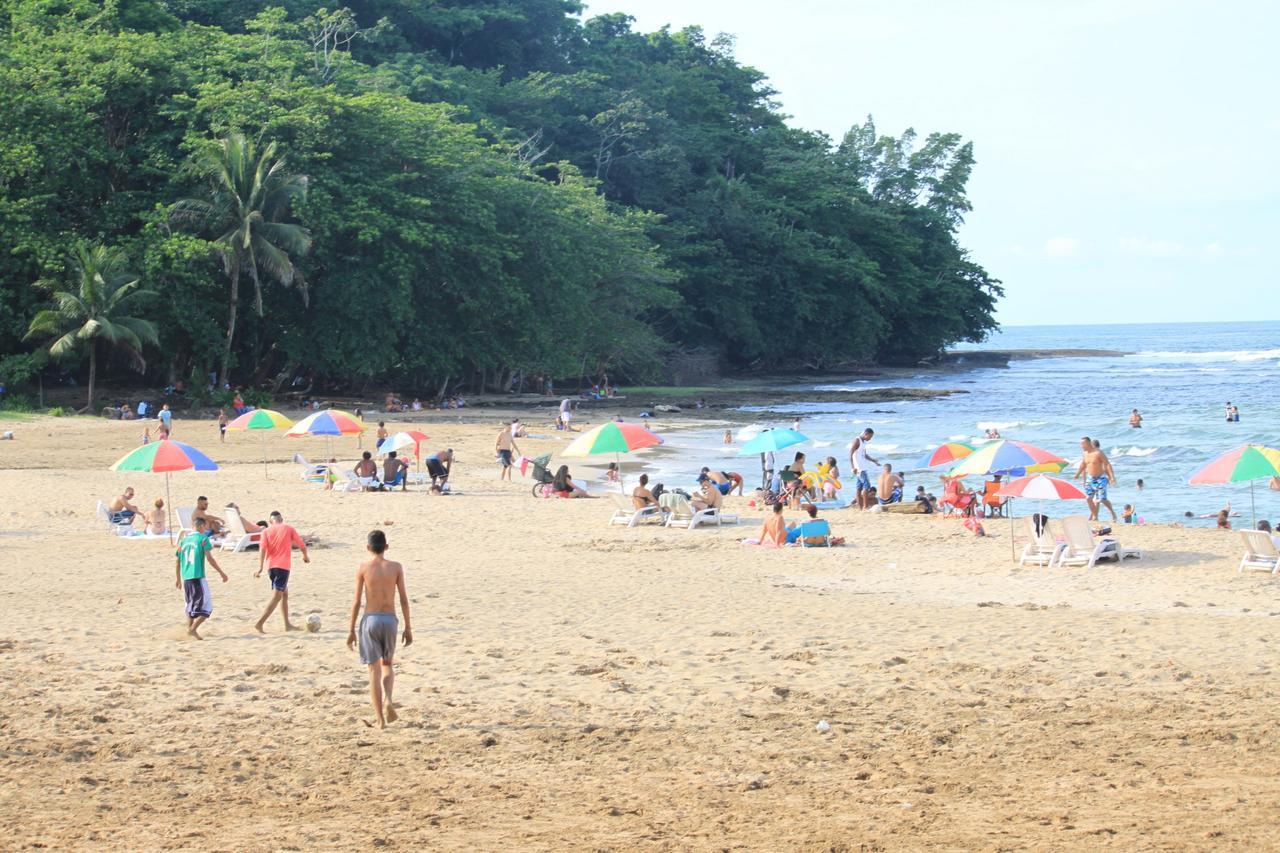 利蒙港 Roca Mar Playa Bonita酒店 外观 照片
