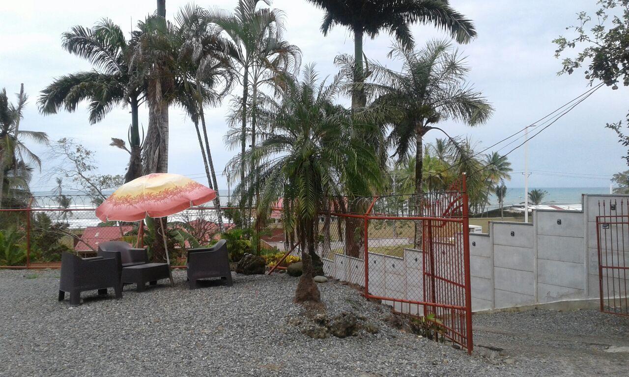 利蒙港 Roca Mar Playa Bonita酒店 外观 照片